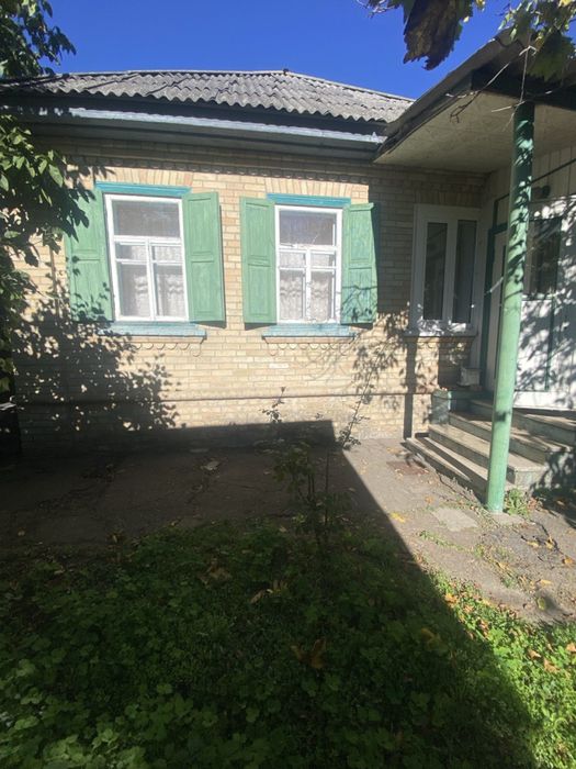 Продаж. 1/2 будинку р-н молокозаводу