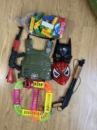 Іграшки набір іграшок для хлопчика, пістолет, трек, конструктор