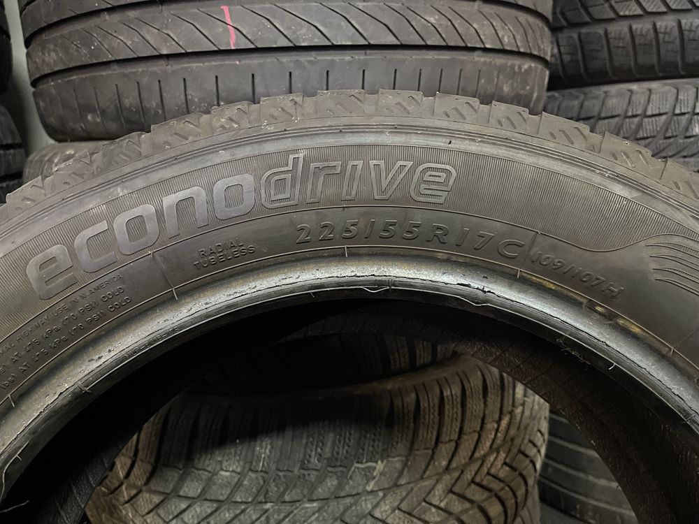 4xDunlop 225 55r17c., 2018 6mm