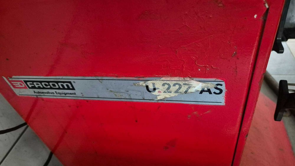 Wyważarka do kół FACOM U227 AS