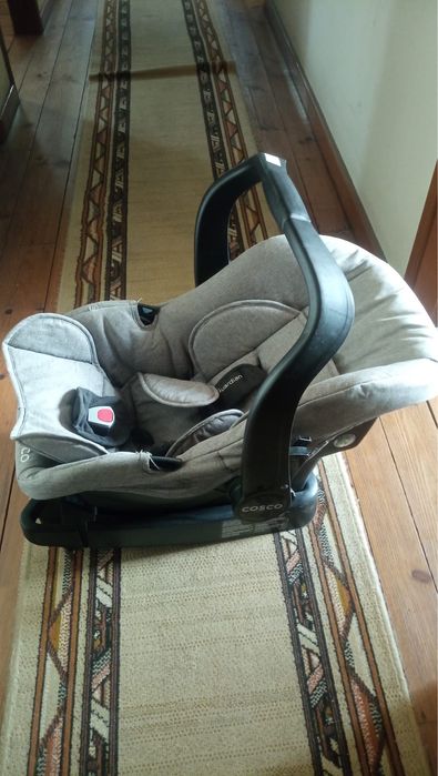 Conjunto carrinho de bebé e babycoques