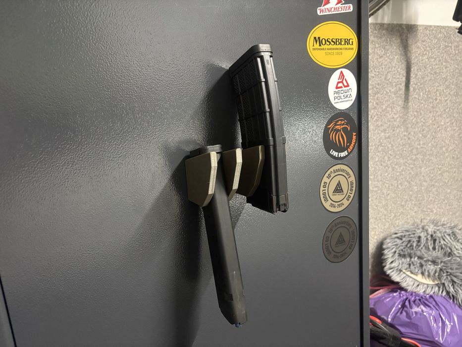 Uchwyt na magazynki AR-15,PCC 9mm glock i inne