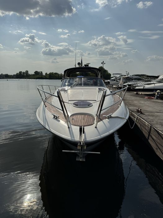 Яхта Bavaria 32 Sport