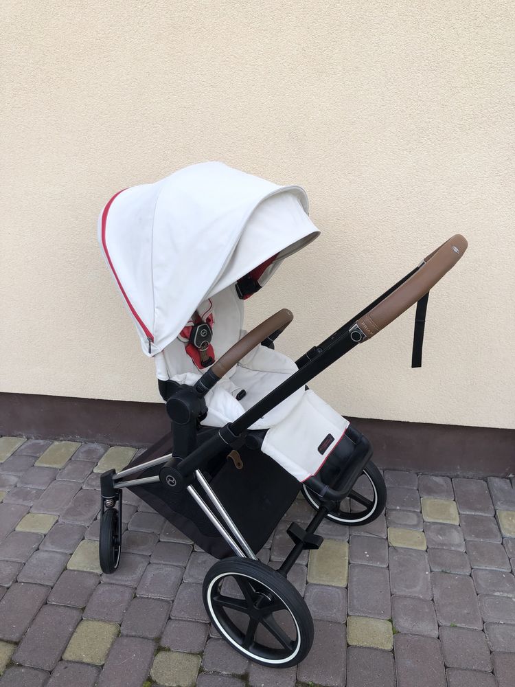 Прогулянкове сидіння Cybex Priam Ferrari