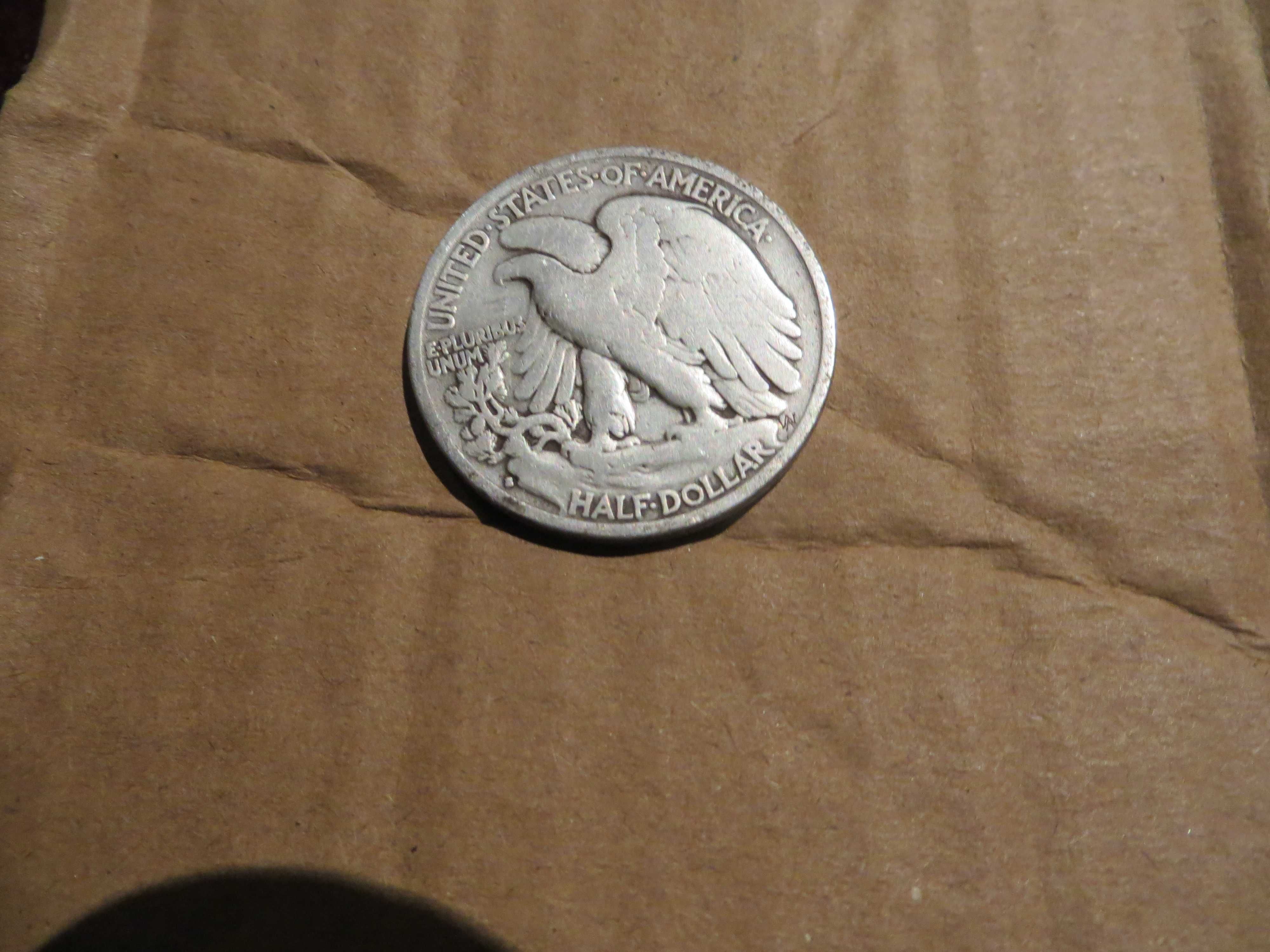 Srebrna moneta pół dolarowa