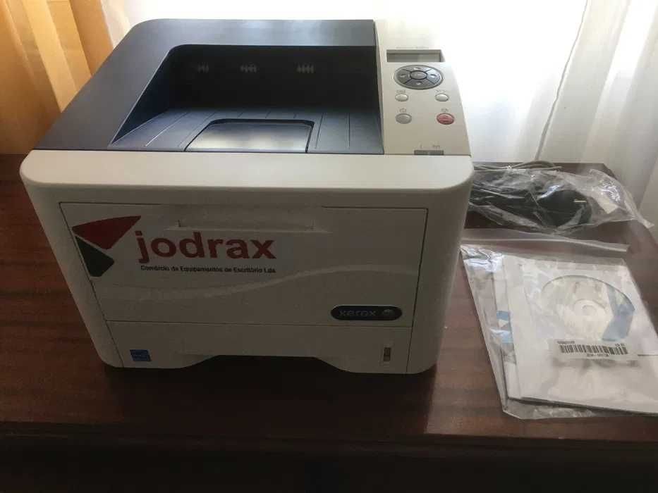 Impressora XEROX Phaser 3320 V_DNI