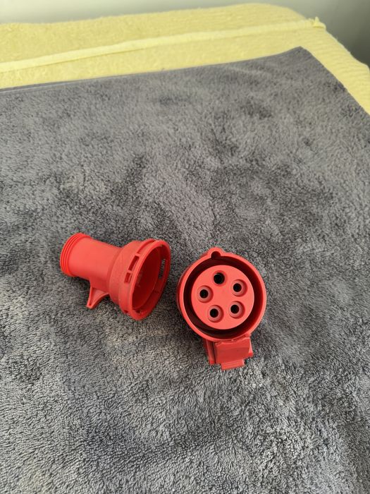 Gniazdo siłowe, używane.