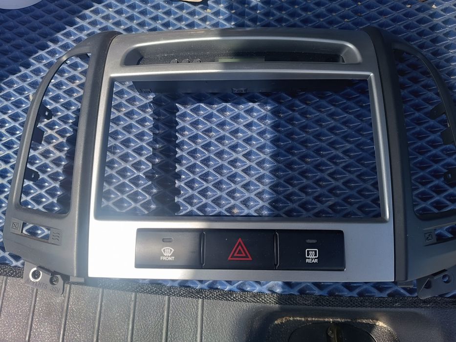 Рамка Santa fe 2006-2012