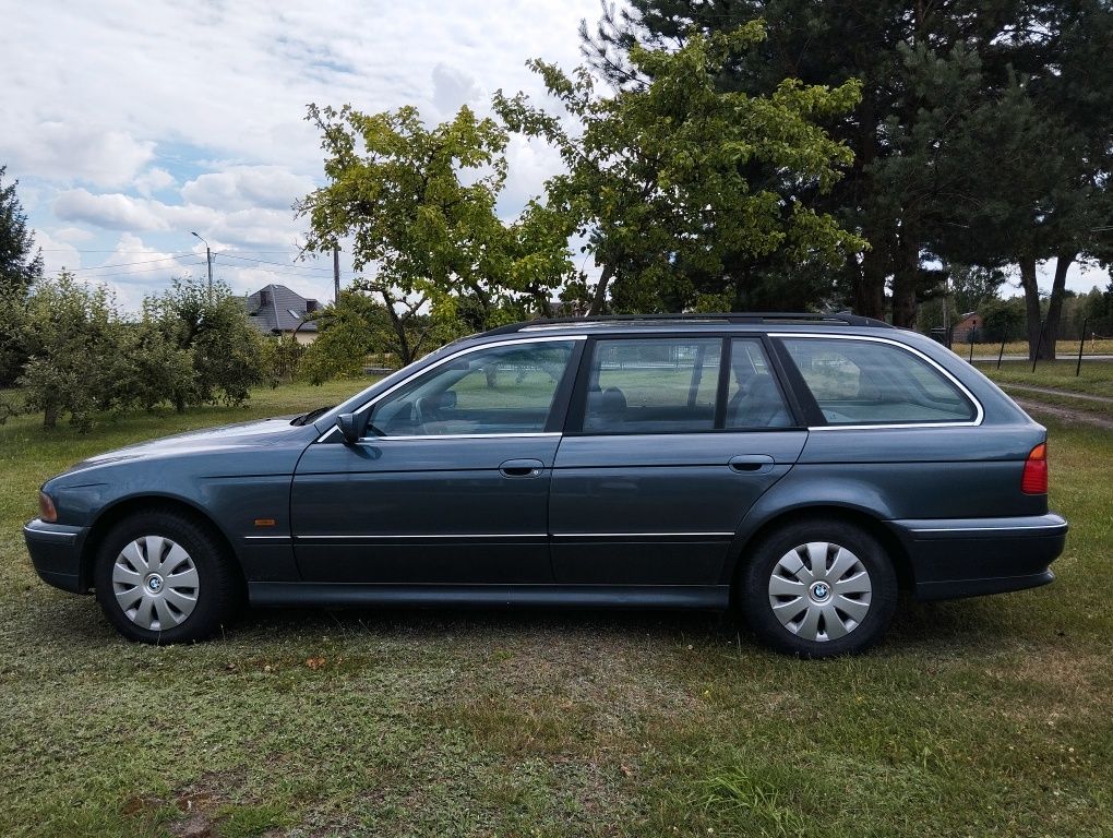 BMW 520i E39 Touring