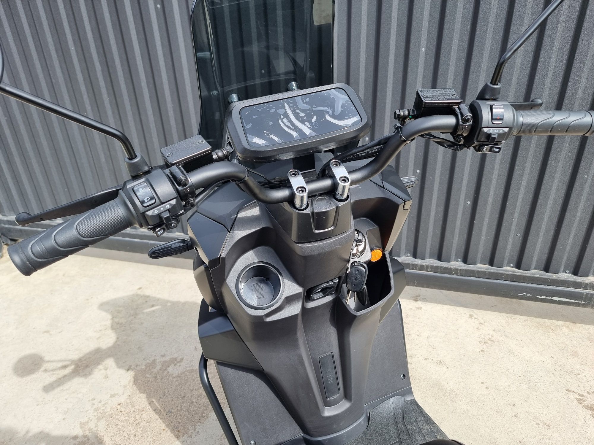 Електроскутер SokMoto ADV 2999w 72v
