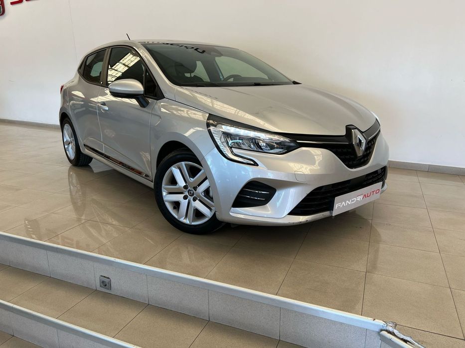 Renault Clio 1.6 E-Tech Full Hybrid Engineered