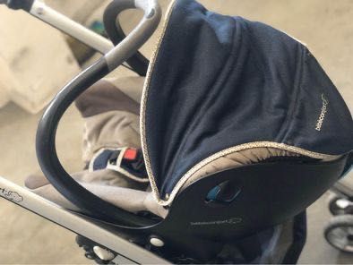 Carro bebé e Ovo c/Base Isofix e capas de chuva -bebeconfort