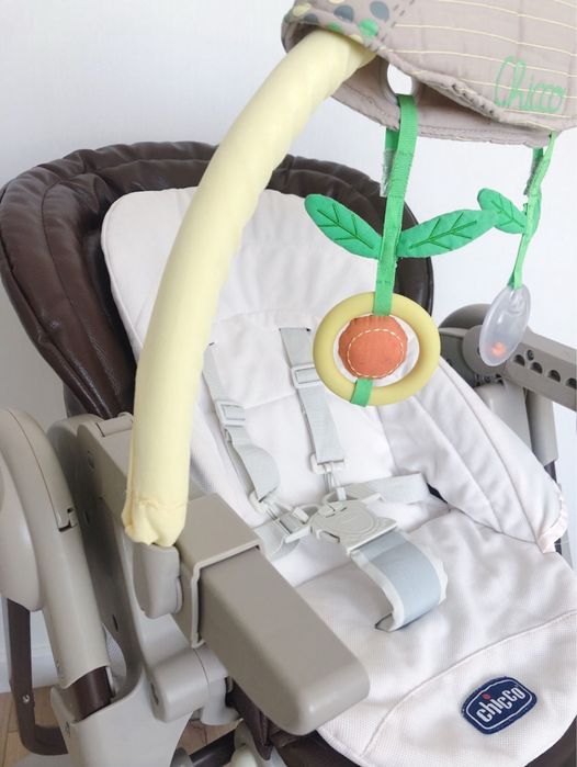 Дитячий стільчик для годування Chicco Polly Magic Relax