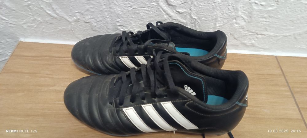 Korki adidas  rozmiar 40