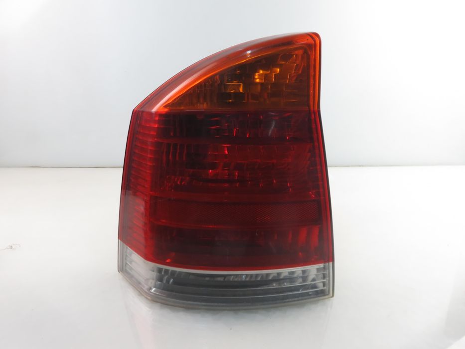 Lampa Lewa Tylna Vauxhall Vectra Mk II