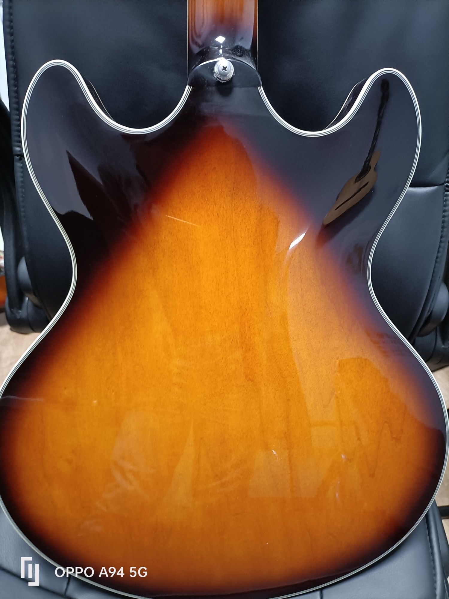 Guitarra Sire Larry Carlton H7