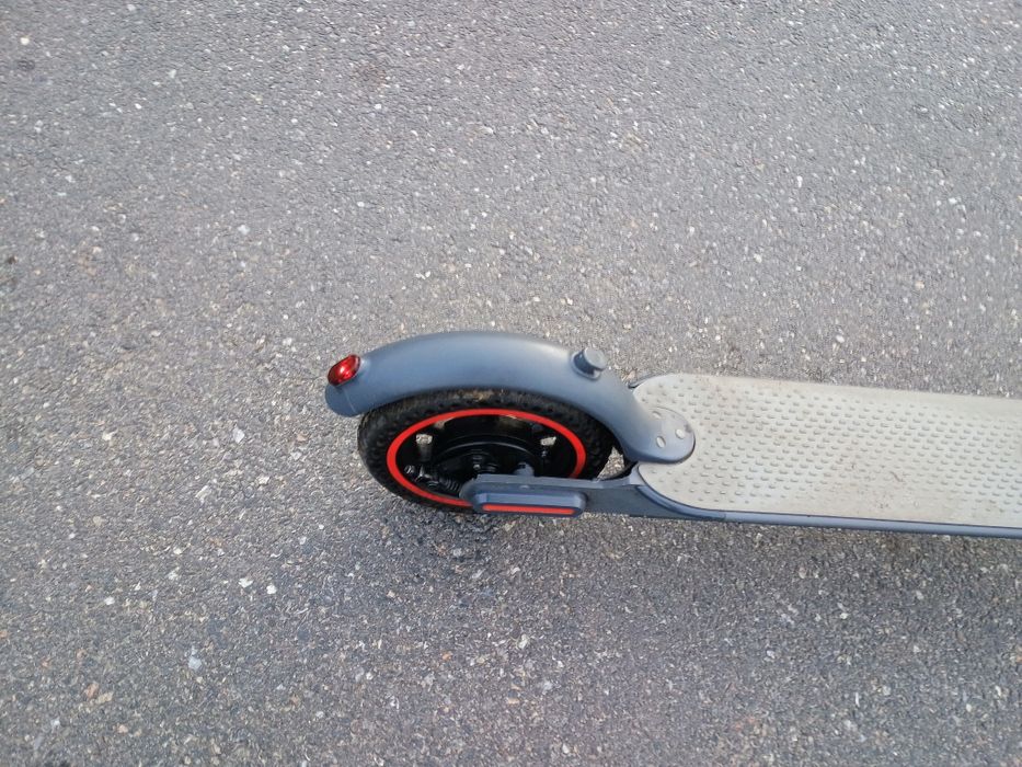 Продам електросамокат android