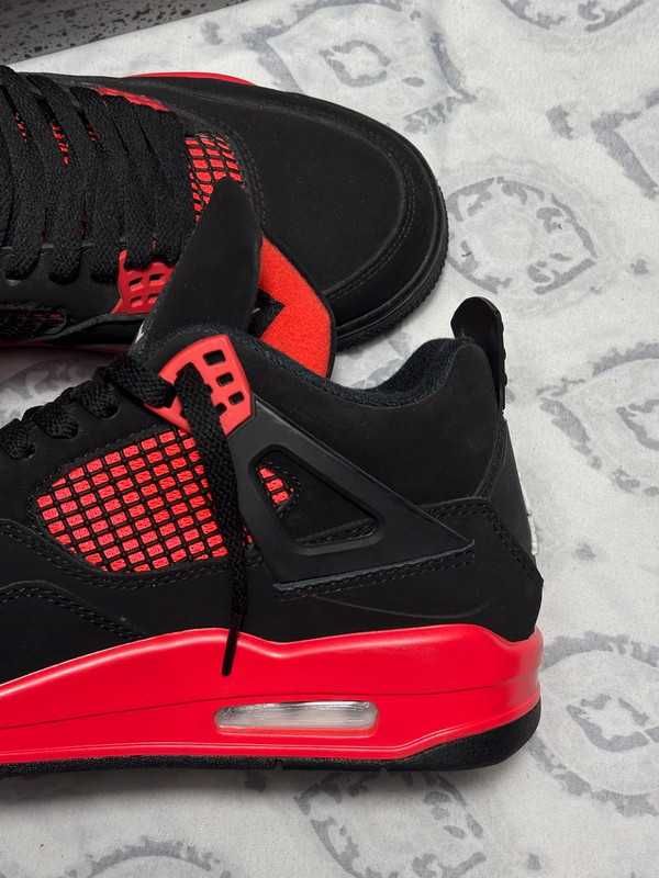 Jordan 4 Retro Red Thunder R.43