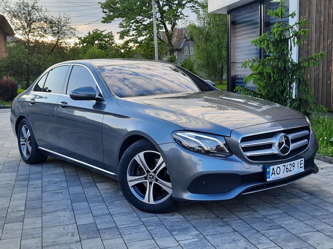 Продаж Mercedes-Benz E-Class 220d 2017 рік