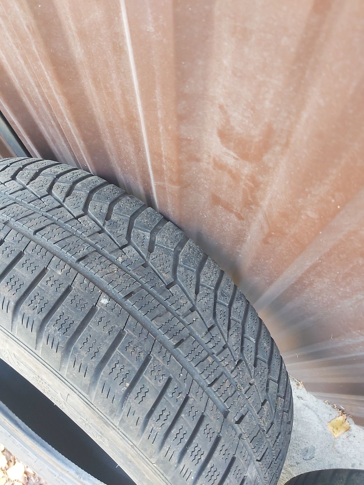 Opony zimowe 205/60/16 Hankook Winter icepy evo2