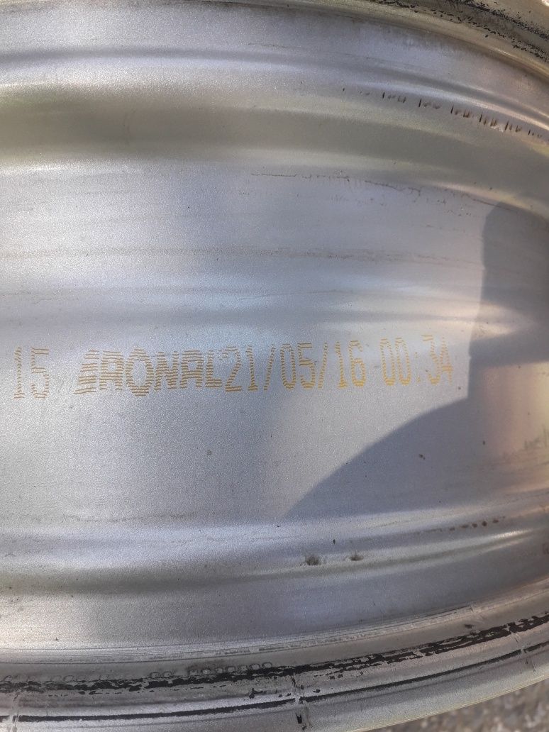 Felgi 17 aluminiowe BMW X1 X2 G20 G30 G31 5x112 et 39