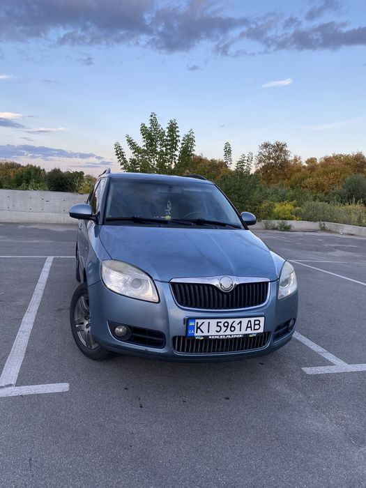 Продам шкоду фабія
