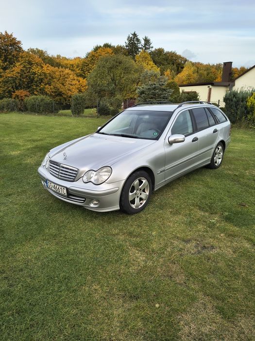 Mercedes C220 CDI  2005r.