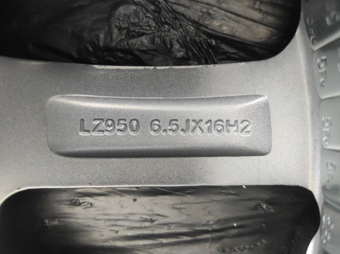 327 Felgi aluminiowe ORYGINAŁ FIAT 500 R 16 5x110 NOWE