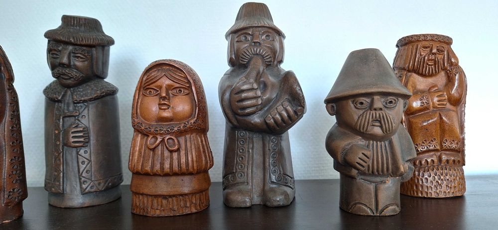 Gliniana figurka – dyskretna perełka rzemiosła ludowego