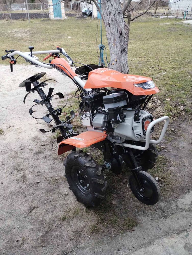 Мотоблок МН 700( культиватор  ) фірми Stihl