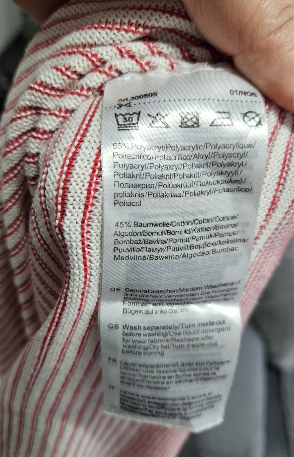 Biało Czerwony sweter L cecil