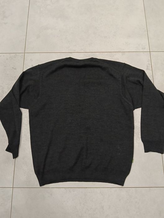 Sweter 100%wełna Backtee