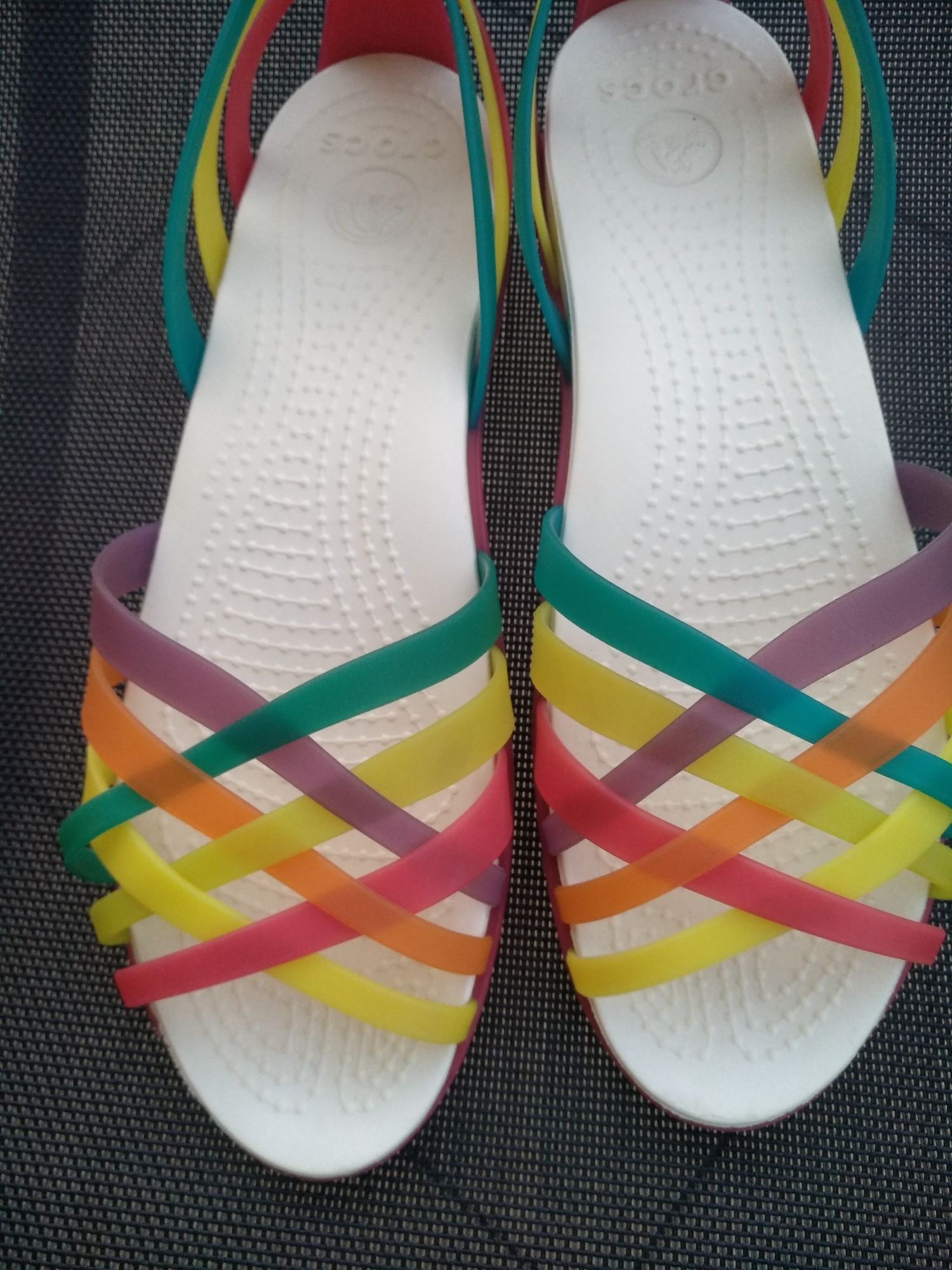 Crocs  Huarache  W9   39-40