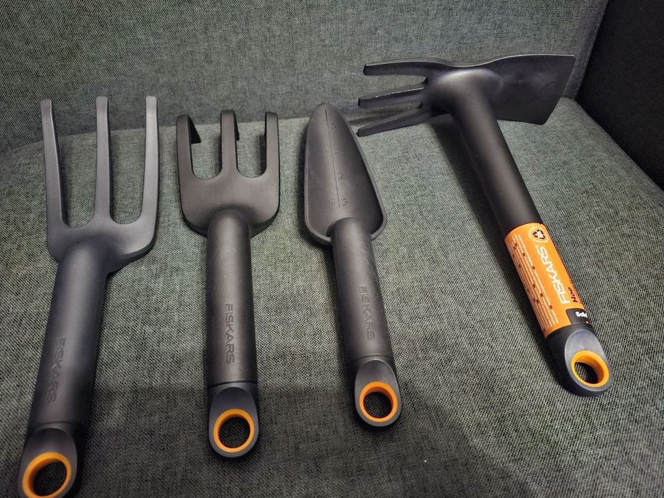 Fiskars набір садових інструментів