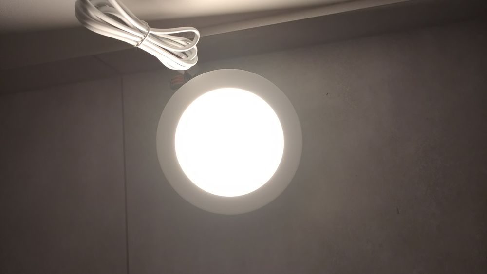 Lampa sufitowa LED natynkowa 22W