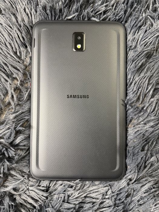Планшет Samsung Galaxy Tab 3