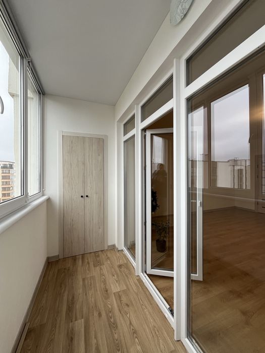 Продається простора 3 кім. пл.105 м2. Постанови.