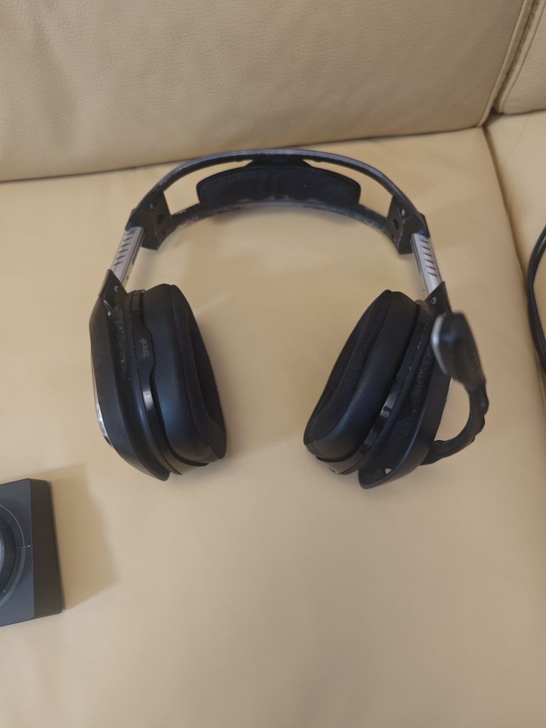 Astro A40 TR Headset + MixAmp Pro (2019 PS4, PC) com adaptador PS55