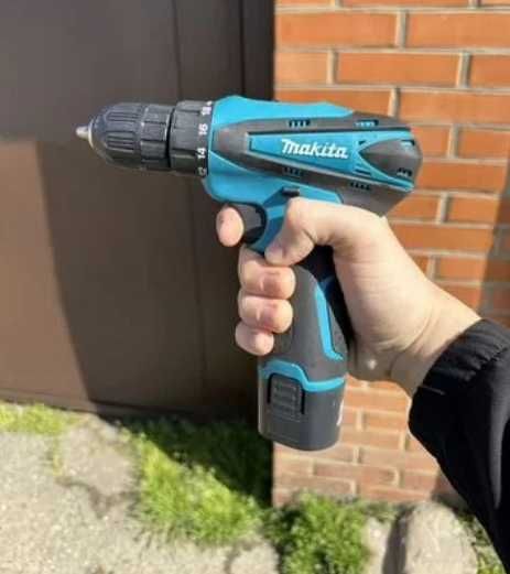 Шуруповерт  makita  макита 12 в