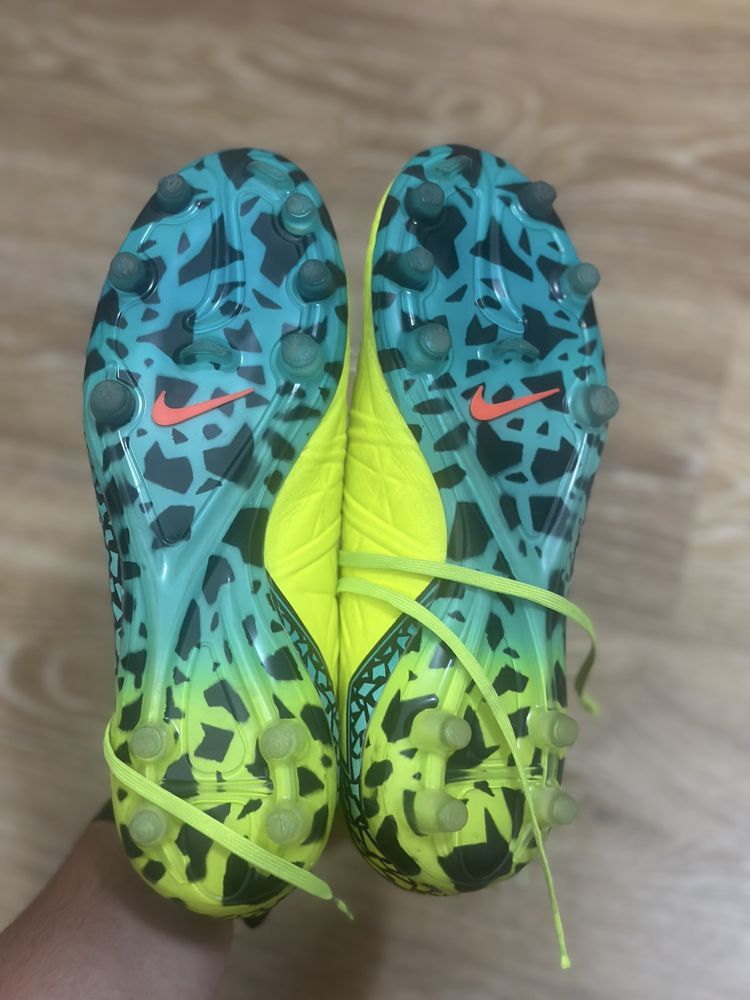 Копочки, копки Nike Hypervenom Phantom II FG