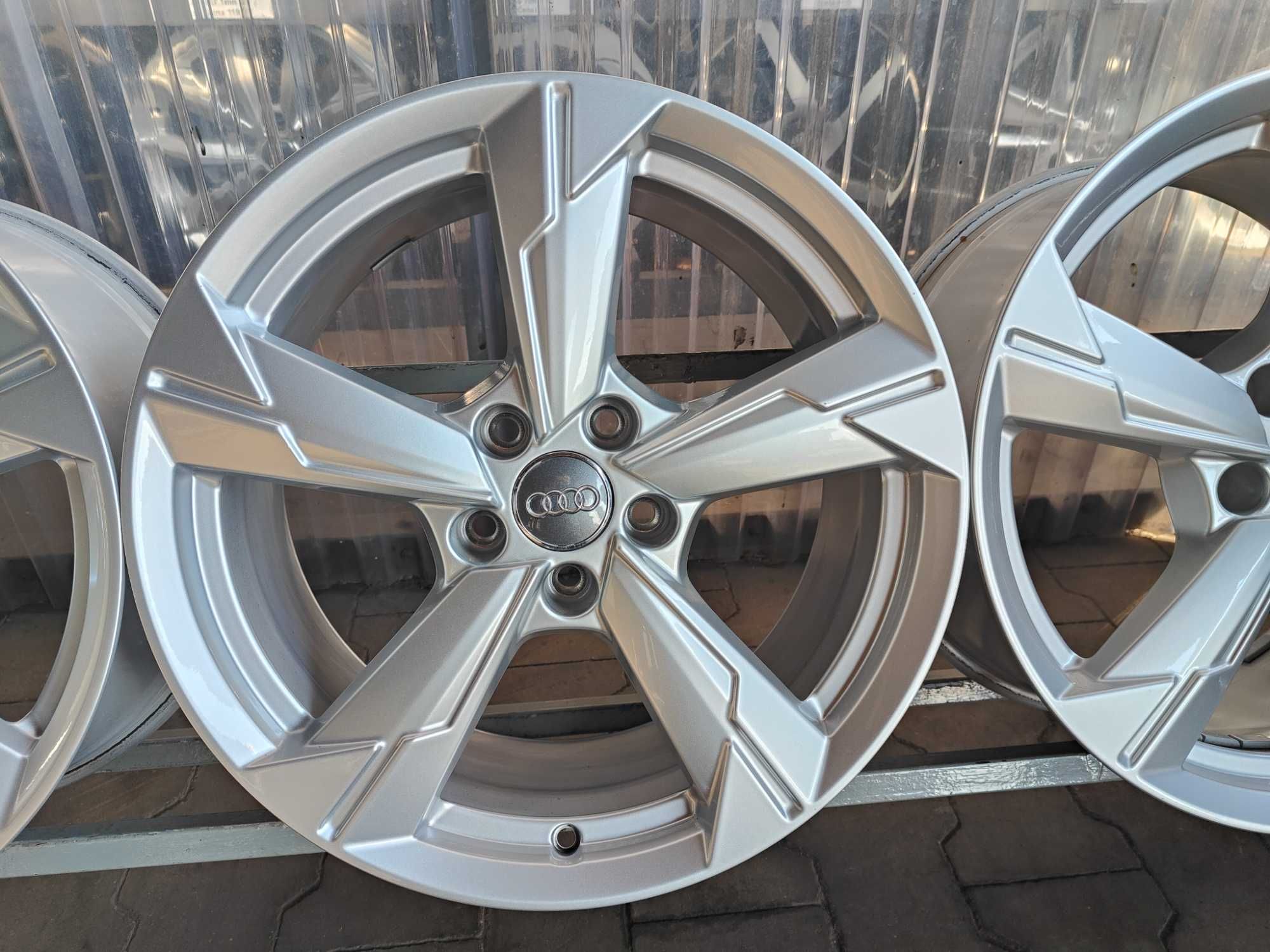 Oryginalne Felgi aluminiowe Audi A4 B8 8x18'' 5x112 ET39