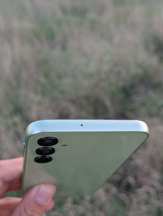 Samsung a24 (6/128 dual sim идеал бюджетный мощный телефон)