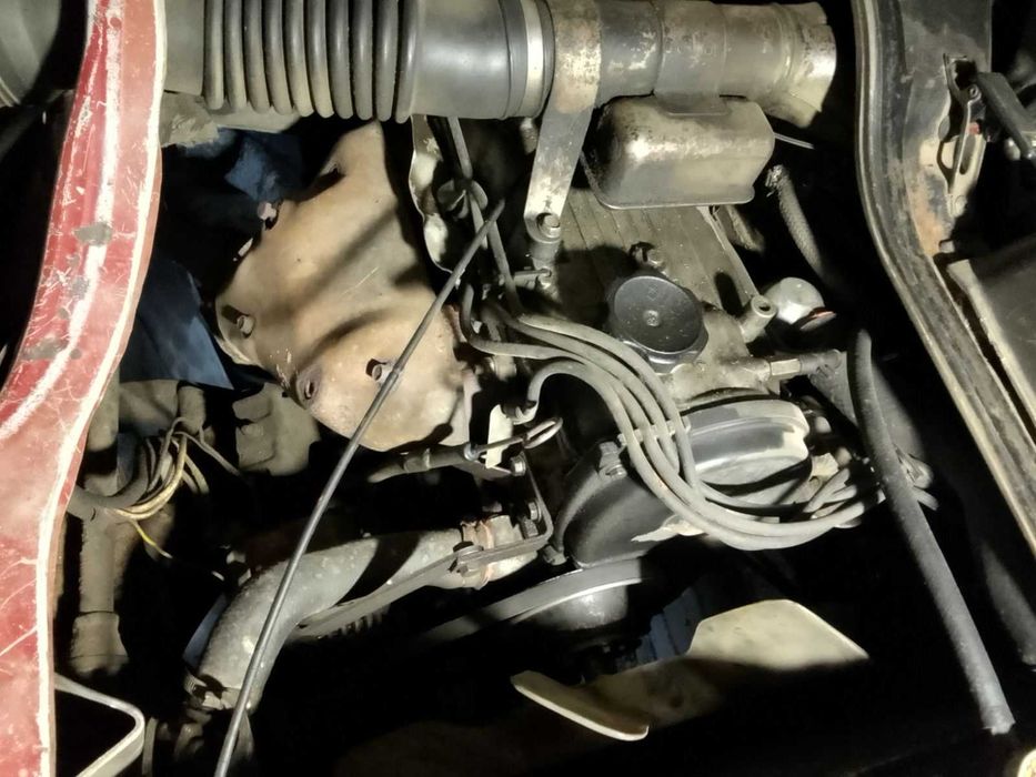 Двигун Mitsubishi L300