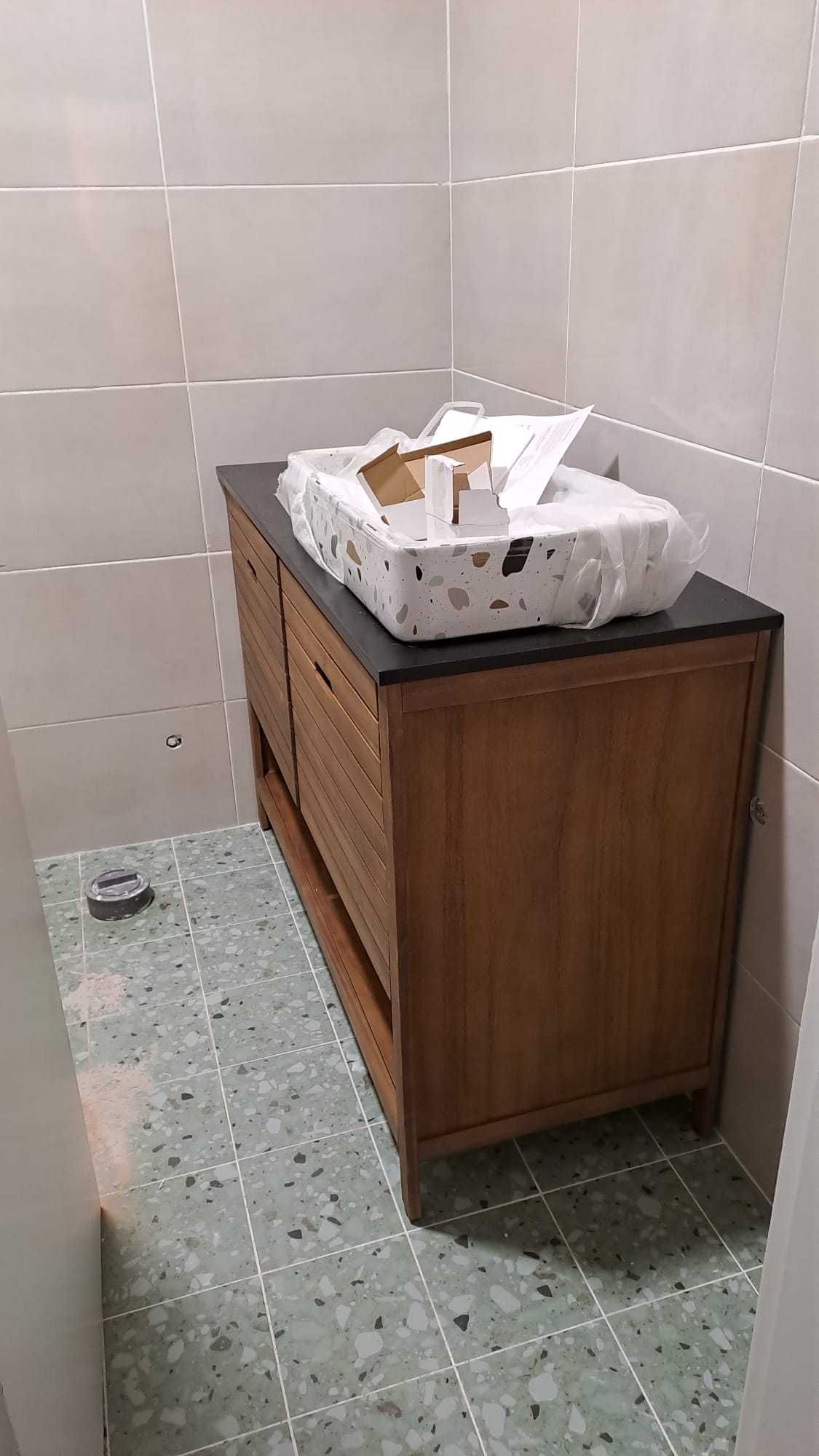 Móvel wc novo La Redoute, Saturne em acácia, muita arrumação, 120 cms