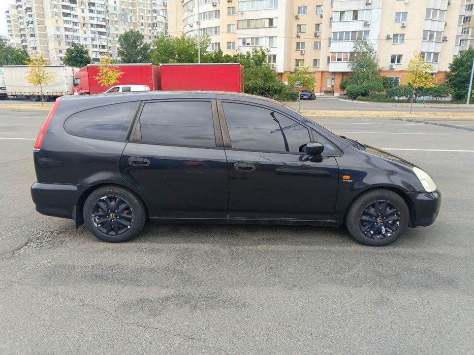 Honda stream универсал