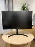 LG Monitor 32" 2K