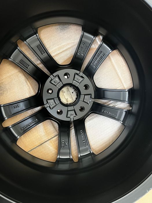 Audi A3 S3 8V felgi aluminiowe 7,5x18 orginal