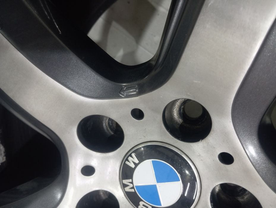Диски шини BMW X5 оригинал 255/50R19