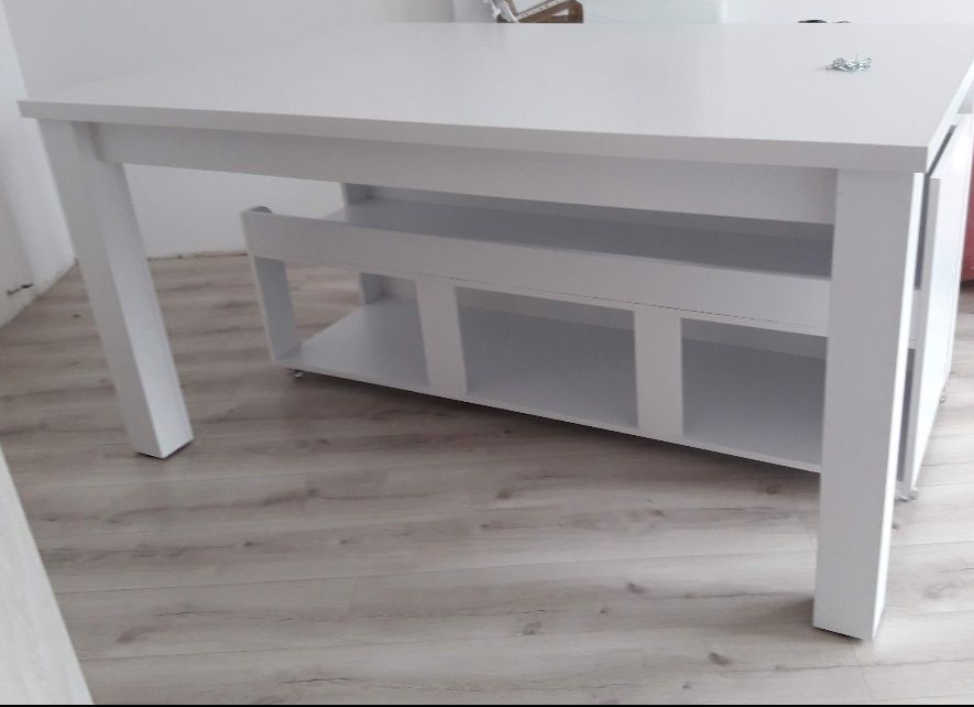 Stół krawiecki/krojniczy plus regał na kółkach