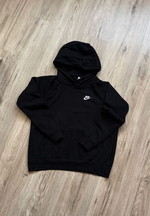 Худи Nike в чорному кольорі